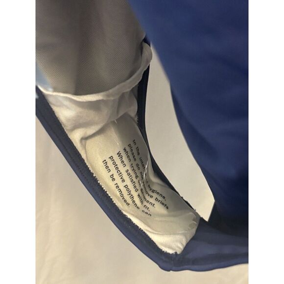 Cotton Traders NWT Women's Navy Blue Swimsuit Size 22W W19 - Picture 5 of 9